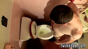 Really Turning On Gay Teen Porn Pissing And Jacking Off