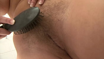 Milf Fills Her Hairy Hole With Some Hard Dick free video