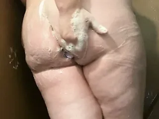 Young Bbw Loses Anal Virginity To Dildo In Shower free video