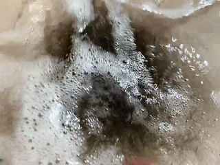 Hairy Pussy Underwater Closeup Fetish Video free video