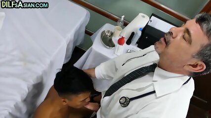 Dilf Doctor Exams And Fucks Asian Twink Butt After Fingering free video